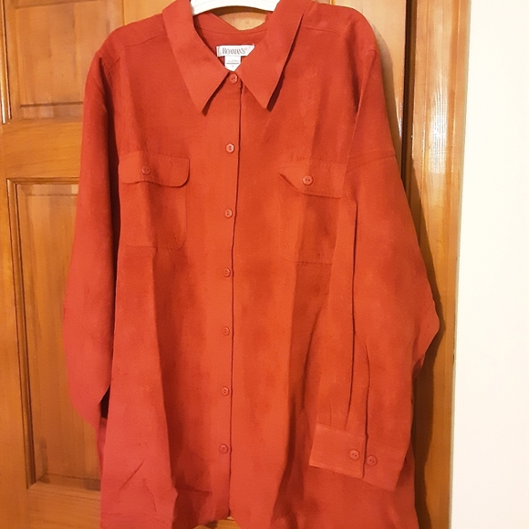 A BUTTONDOWN SHIRT - Picture 2 of 3